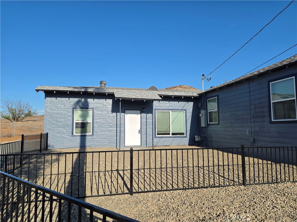 10090 Eddystone Street Riverside, CA 92503 - Photo 1 of 18 A front and front yard