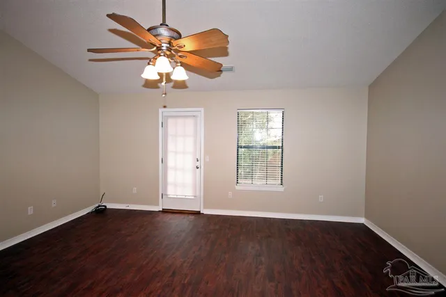 $1,500 | 6250 Starhill Drive, Milton, FL 32570