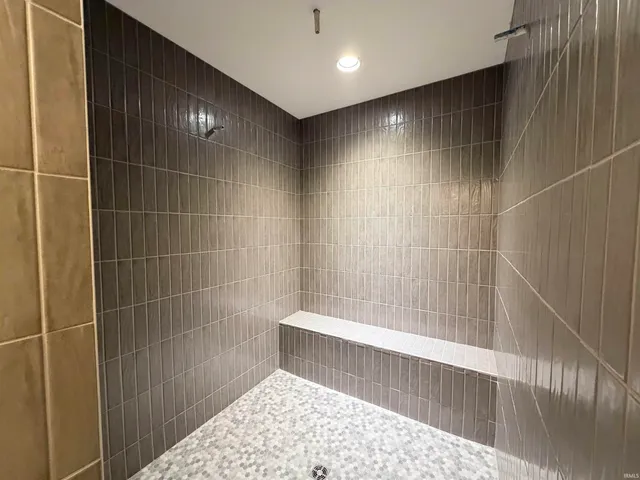 $799,900 | 8549 Artemis Lane, Fort Wayne, IN 46825