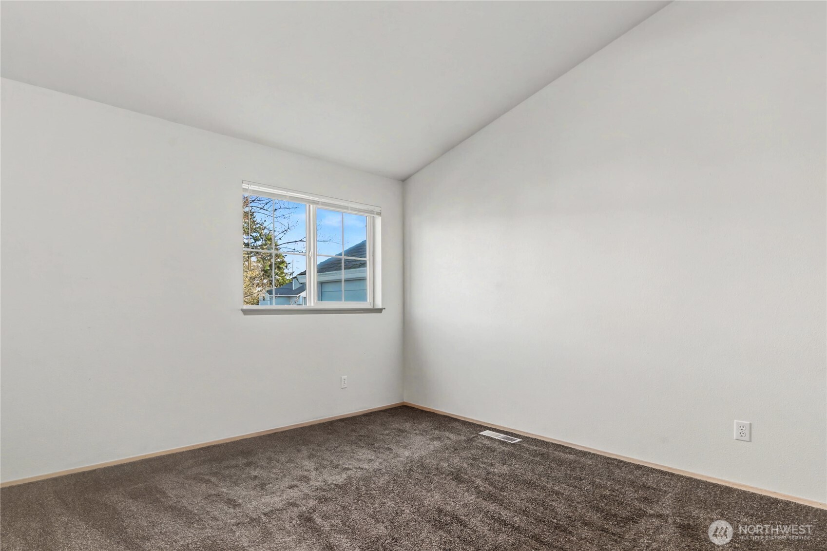 6301 Stockton Street Southeast, Unit 6 Lacey, WA 98513 - Photo 13 of 24