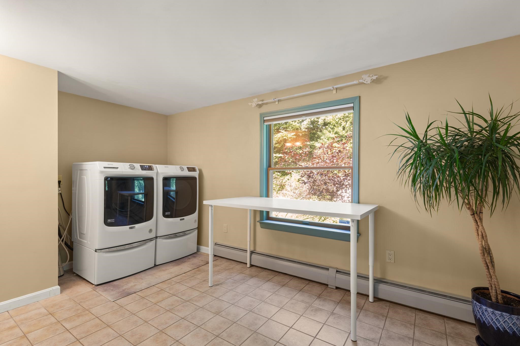 82 Corn Road Bolton, MA 01740 - Photo 32 of 39 Gallery Image 32