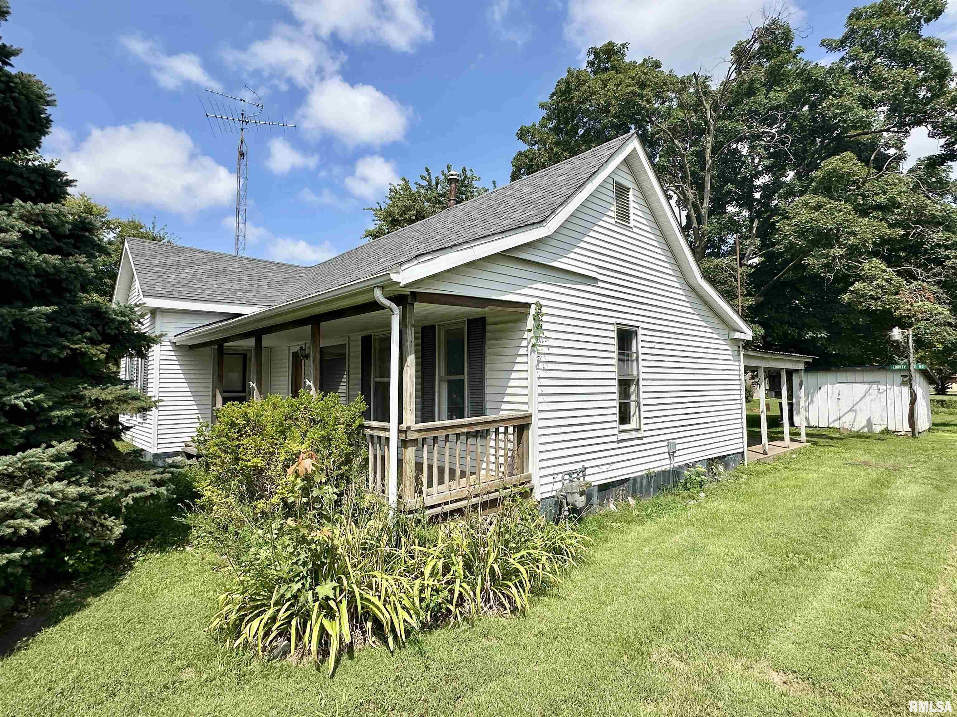 718 Morgan Street Chapin, IL 62628 - Photo 28 of 33 Gallery Image 28