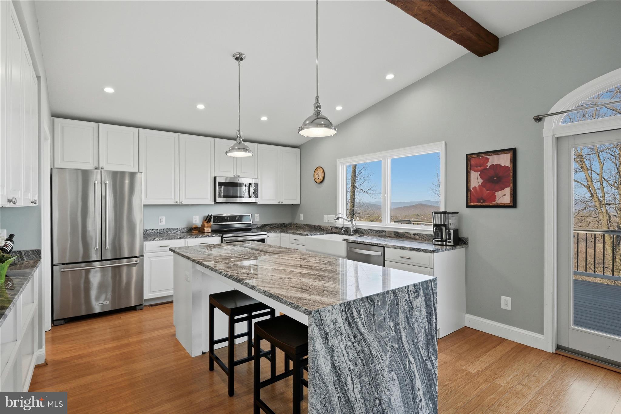 500 Delicious Road Linden, VA 22642 - Photo 6 of 69 Kitchen