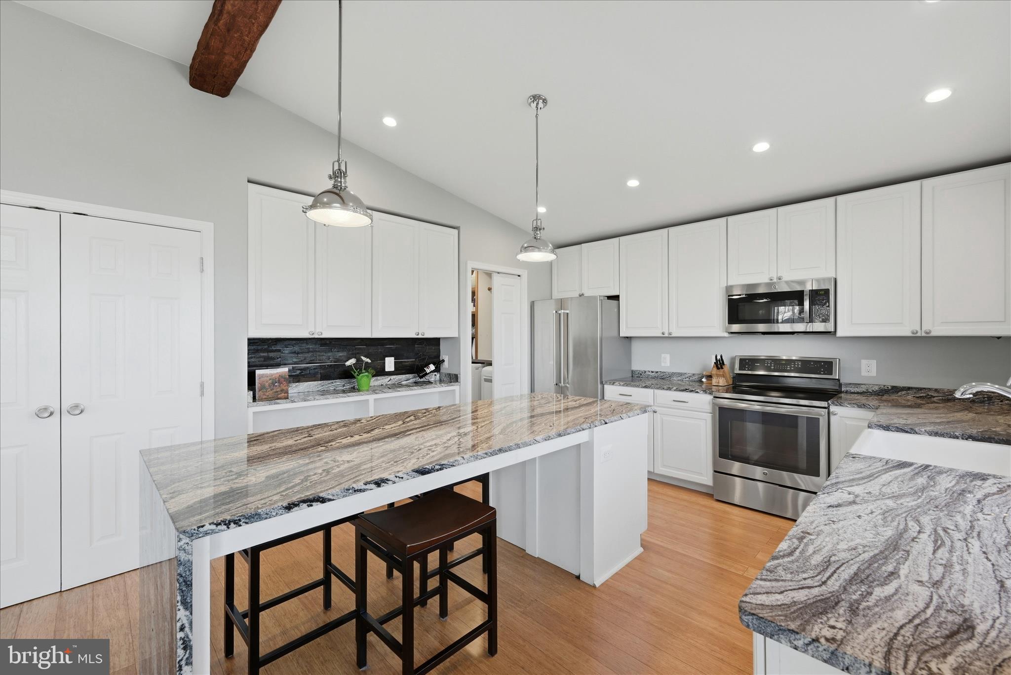 500 Delicious Road Linden, VA 22642 - Photo 7 of 69 Kitchen