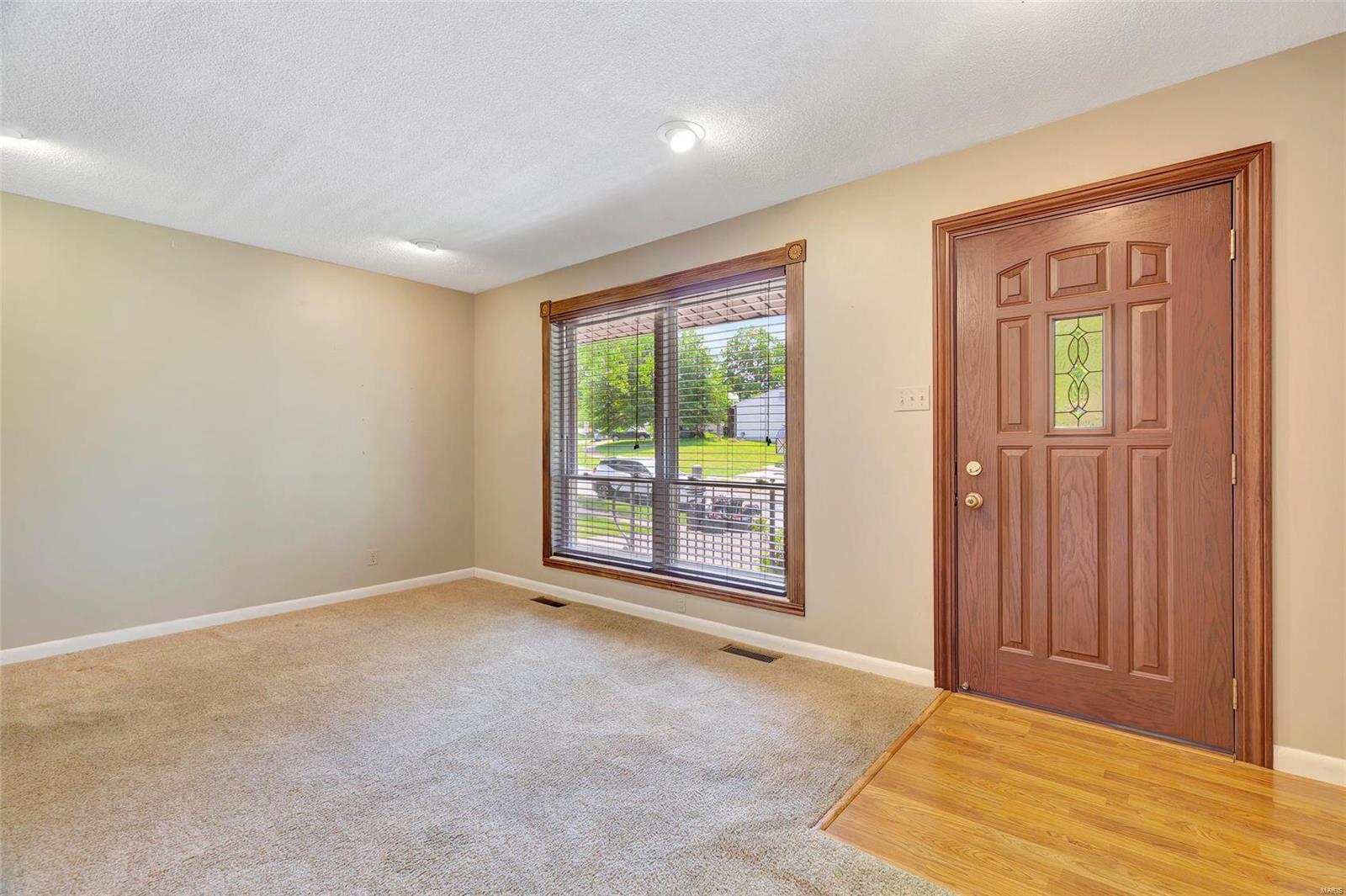 823 Winding Path Lane Manchester, MO 63021 - Photo 6 of 40