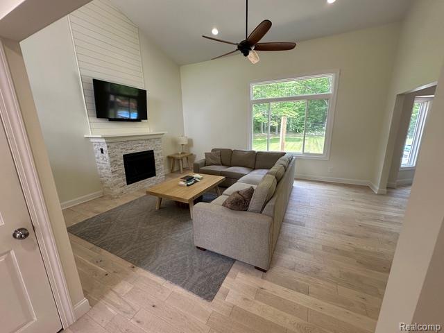 1727 Pero Lake Road Lapeer, MI 48446 - Photo 5 of 40 Gallery Image 5