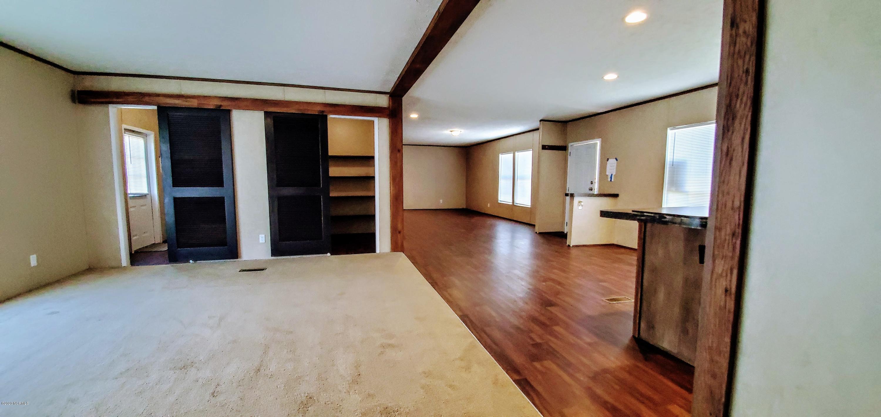 702 Grady Road Clinton, NC 28328 - Photo 8 of 14 20200626_131954