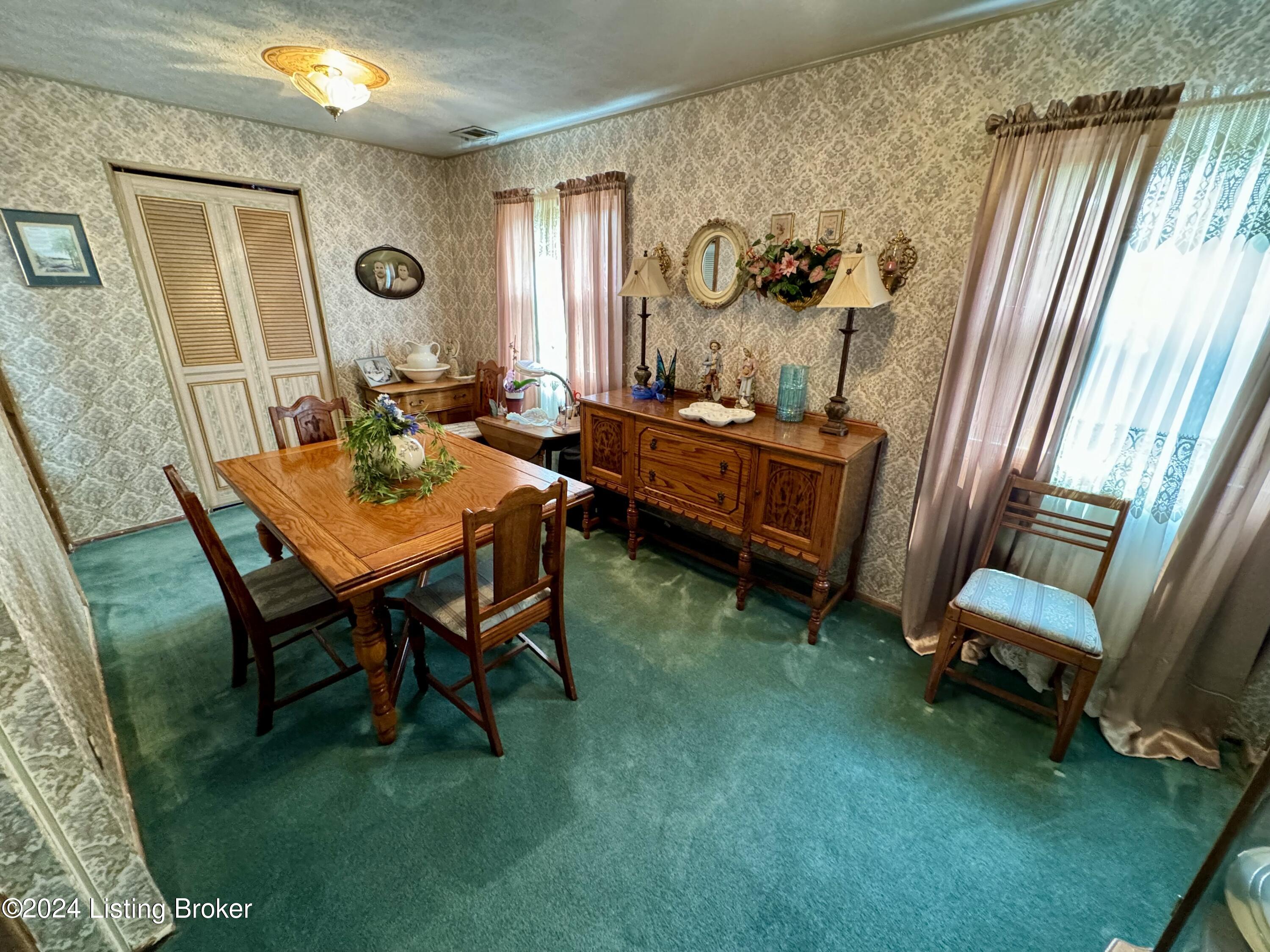 6711 Barfield Road Louisville, KY 40258 - Photo 8 of 26 IMG_3887