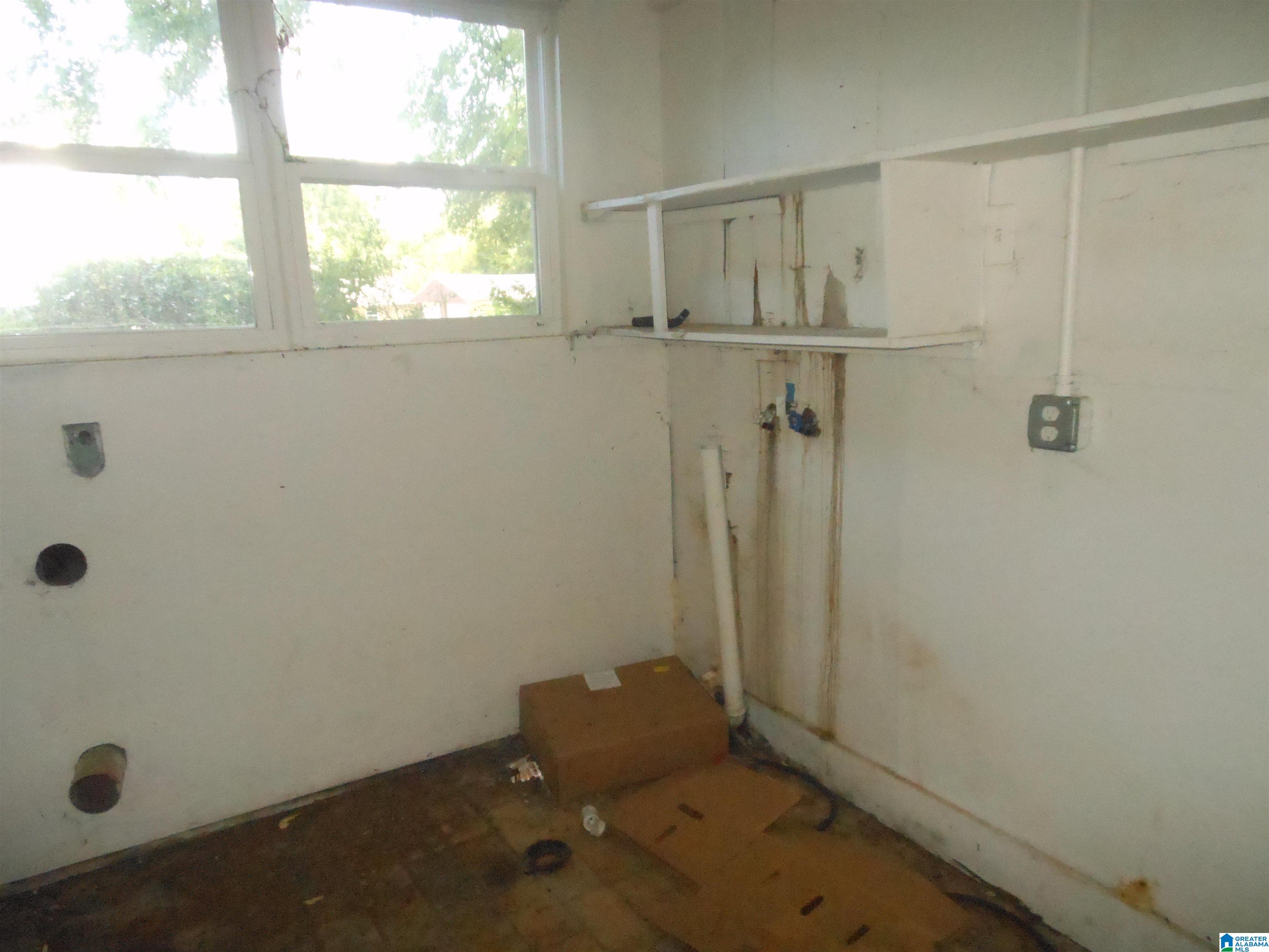 5721 Monte Sano Road Birmingham, AL 35228 - Photo 10 of 17