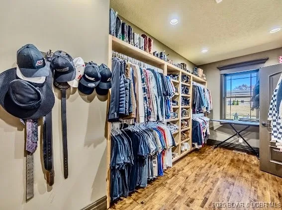 $2,150,000 | 23900 Emerson Road, Lebanon, MO 65536