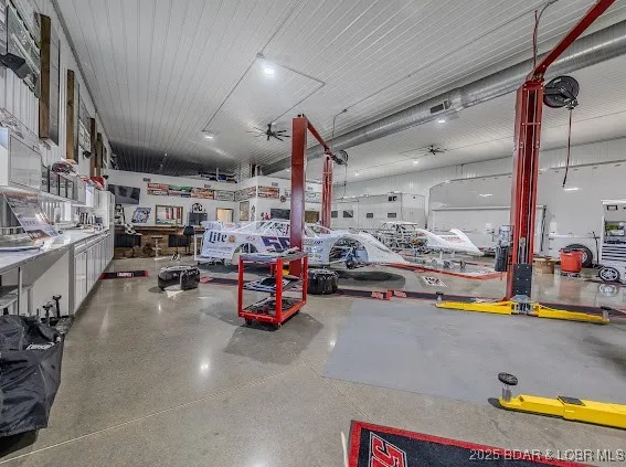 $2,150,000 | 23900 Emerson Road, Lebanon, MO 65536