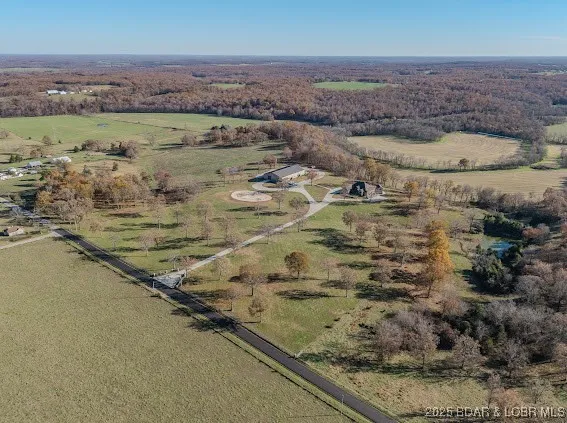 $2,150,000 | 23900 Emerson Road, Lebanon, MO 65536