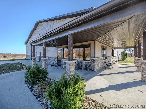 $2,150,000 | 23900 Emerson Road, Lebanon, MO 65536
