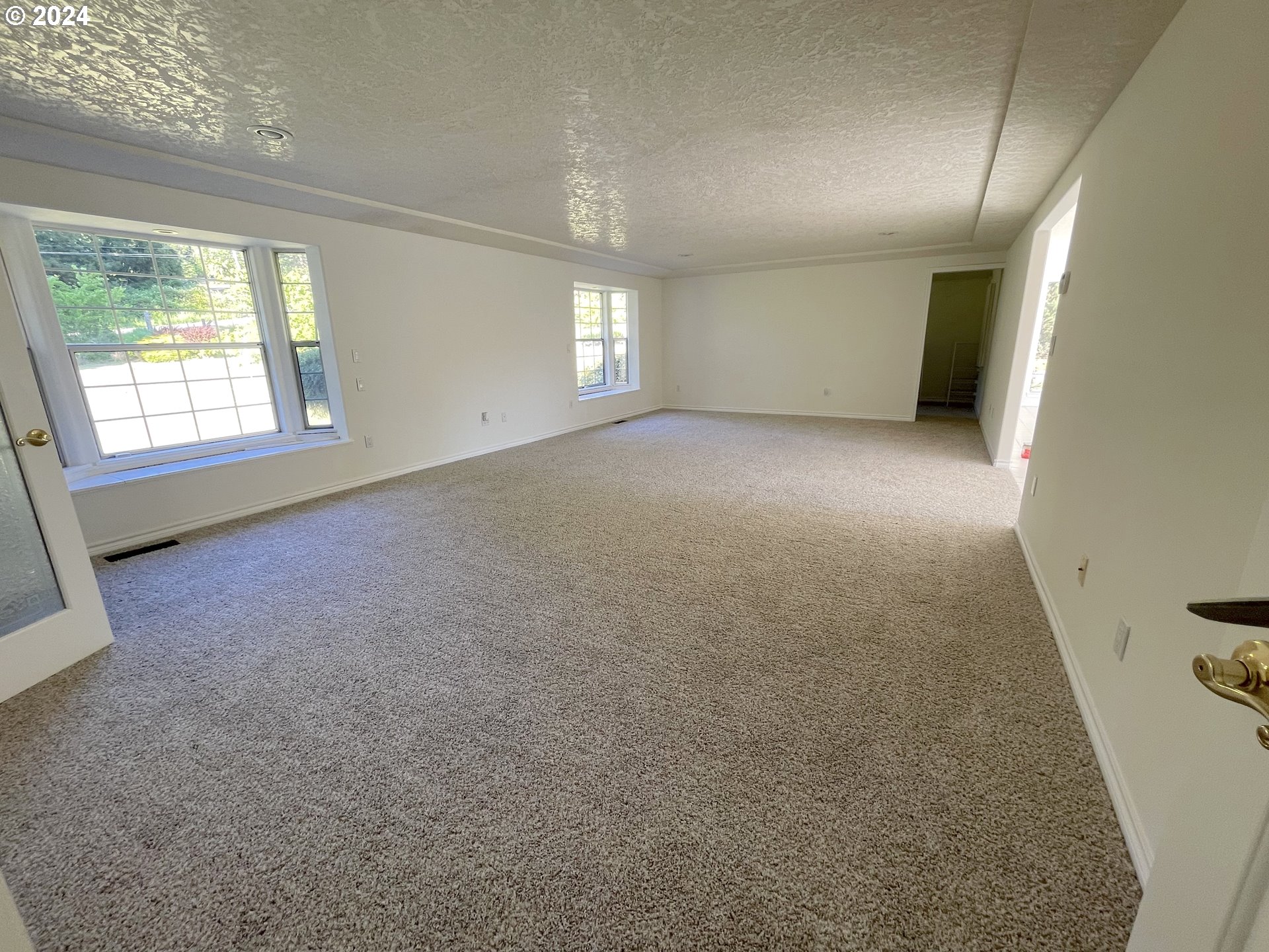 34566 Southeast Gunderson Road Sandy, OR 97055 - Photo 8 of 41