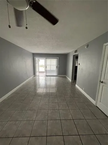 $1,325 | 1433 South Belcher Road, Unit C4, Clearwater, FL 33764