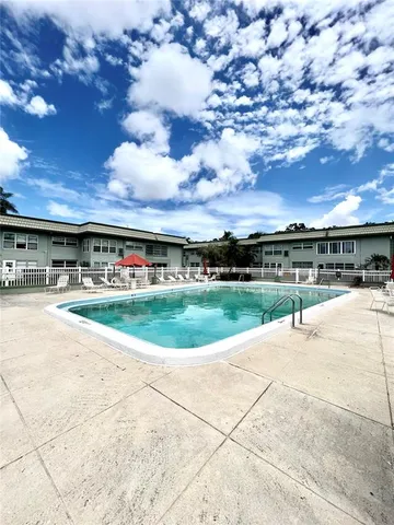 $1,325 | 1433 South Belcher Road, Unit C4, Clearwater, FL 33764