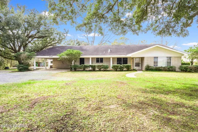 $300,000 | 20221 Crowley Eunice Highway, Crowley, LA 70526