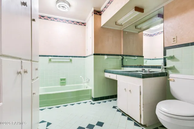 $300,000 | 20221 Crowley Eunice Highway, Crowley, LA 70526