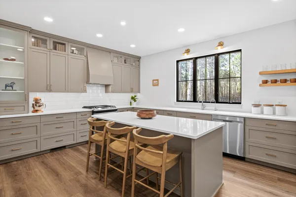 $875,000 | N8723 1207th Street, River Falls, WI 54022