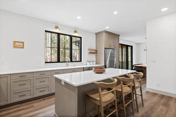 $875,000 | N8723 1207th Street, River Falls, WI 54022