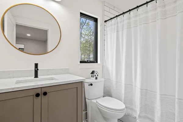 $875,000 | N8723 1207th Street, River Falls, WI 54022