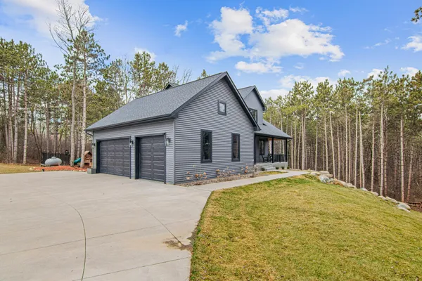 $875,000 | N8723 1207th Street, River Falls, WI 54022