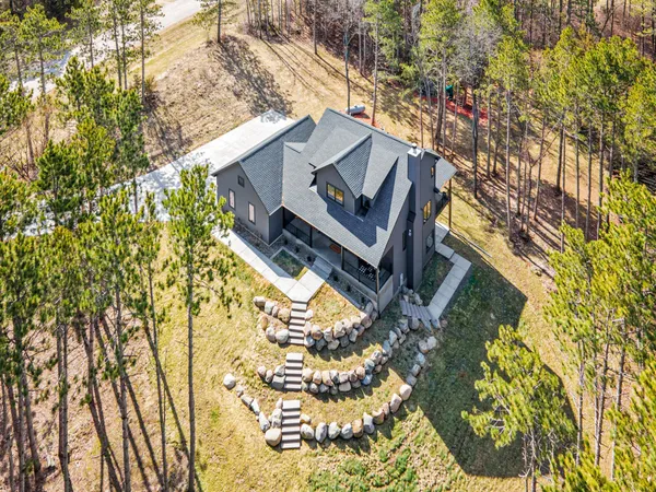 $875,000 | N8723 1207th Street, River Falls, WI 54022