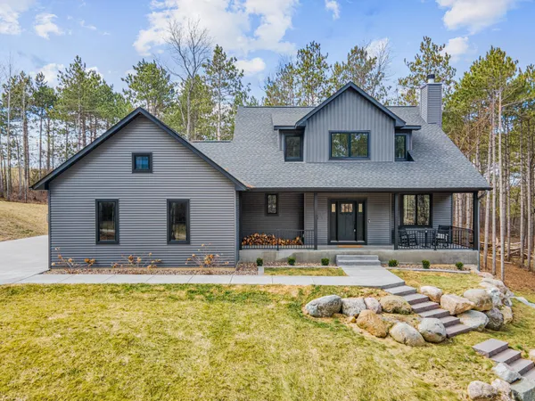 $875,000 | N8723 1207th Street, River Falls, WI 54022