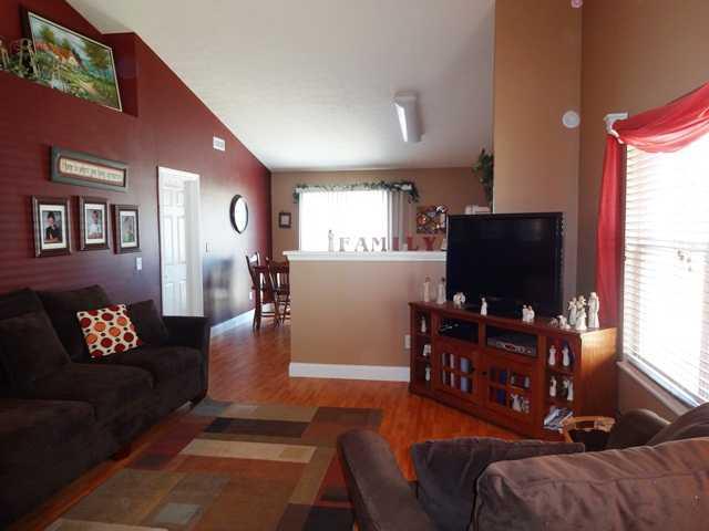2080 Quarter Path Road Cicero, IN 46034 - Photo 4 of 13 Gallery Image 4