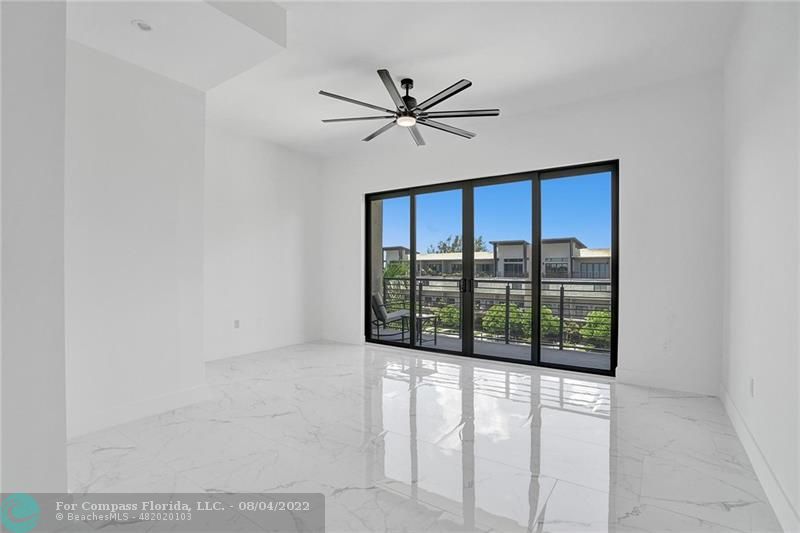 113 Southeast 1st Circle, Unit 113 Pompano Beach, FL 33060 - Photo 16 of 32