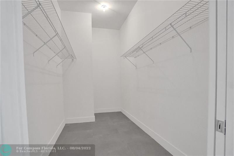 113 Southeast 1st Circle, Unit 113 Pompano Beach, FL 33060 - Photo 18 of 32