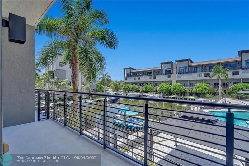 113 Southeast 1st Circle, Unit 113 Pompano Beach, FL 33060 - Photo 21 of 32