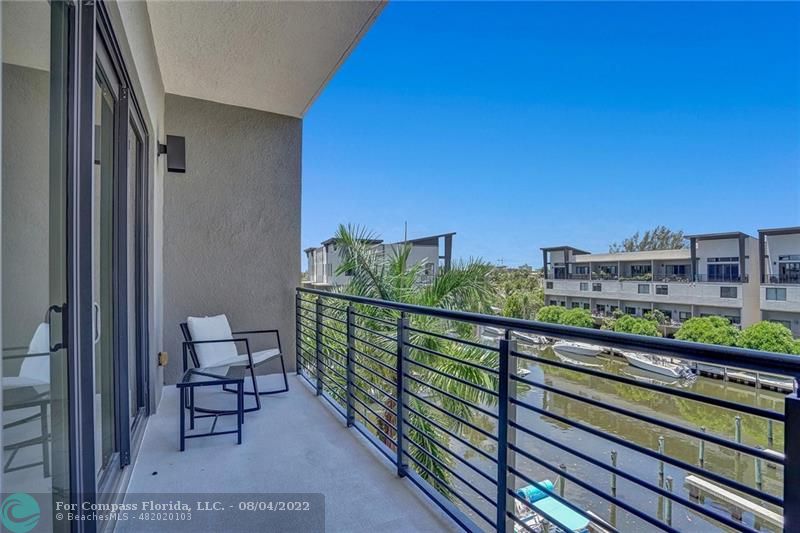 113 Southeast 1st Circle, Unit 113 Pompano Beach, FL 33060 - Photo 29 of 32