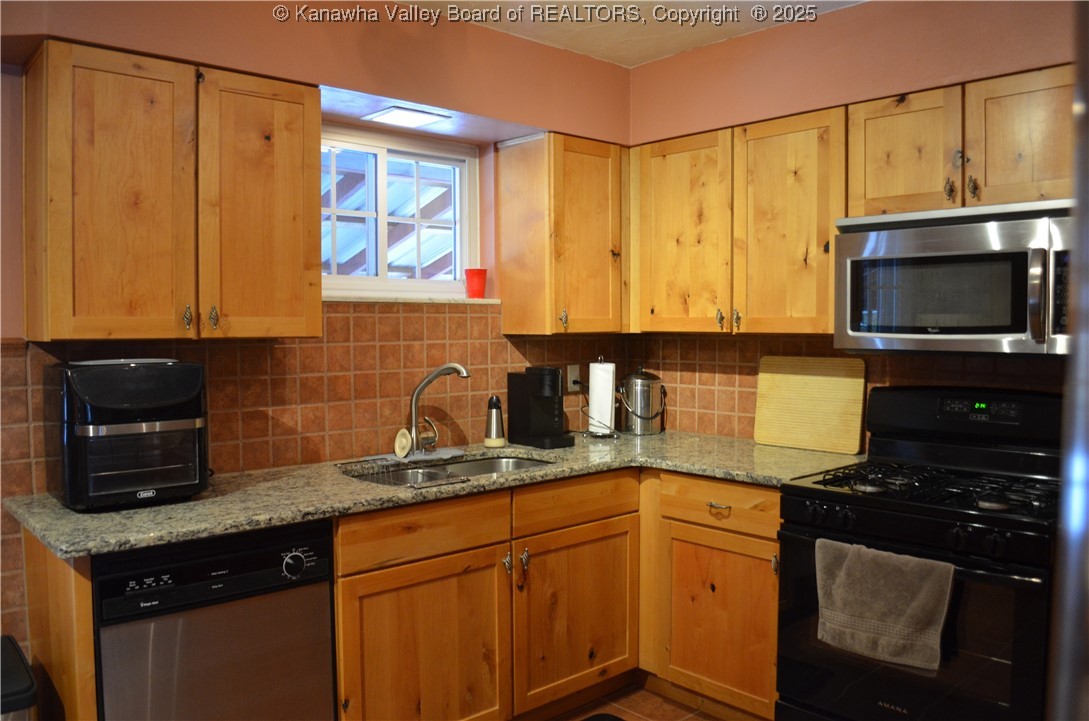 176 Shamblin Run Road Given, WV 25245 - Photo 9 of 25 Gallery Image 9