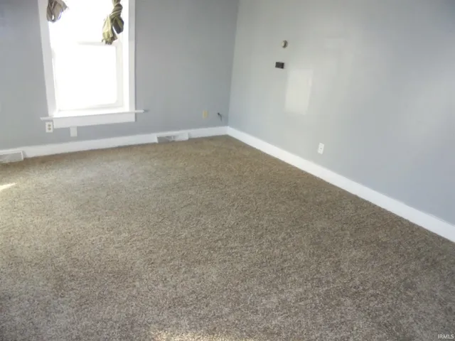 $1,200 | 1709 Tecumseh Street, Fort Wayne, IN 46805