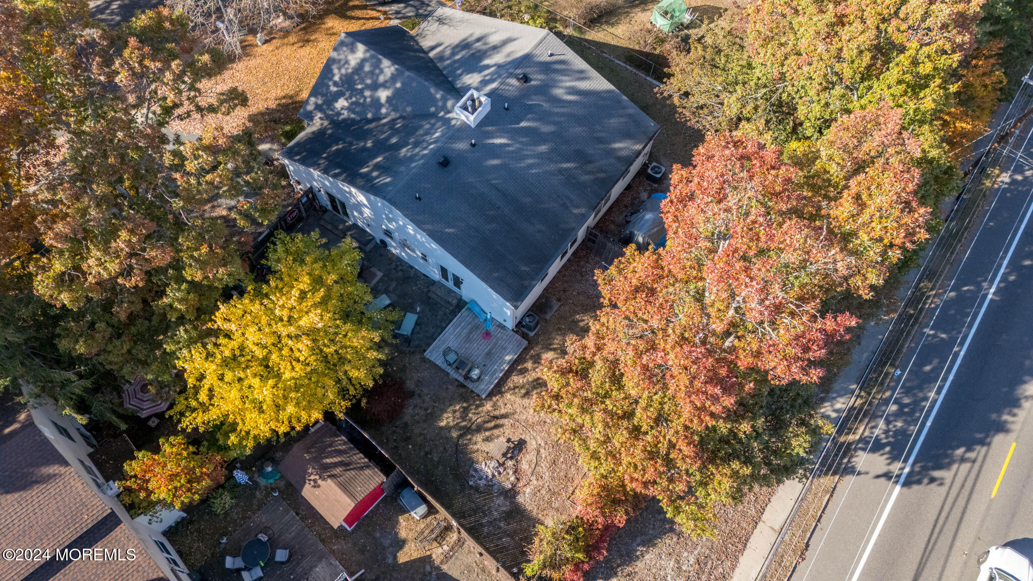 565 Innkeeper Lane Toms River, NJ 08753 - Photo 26 of 33 DJI_20241025151943_0500_D