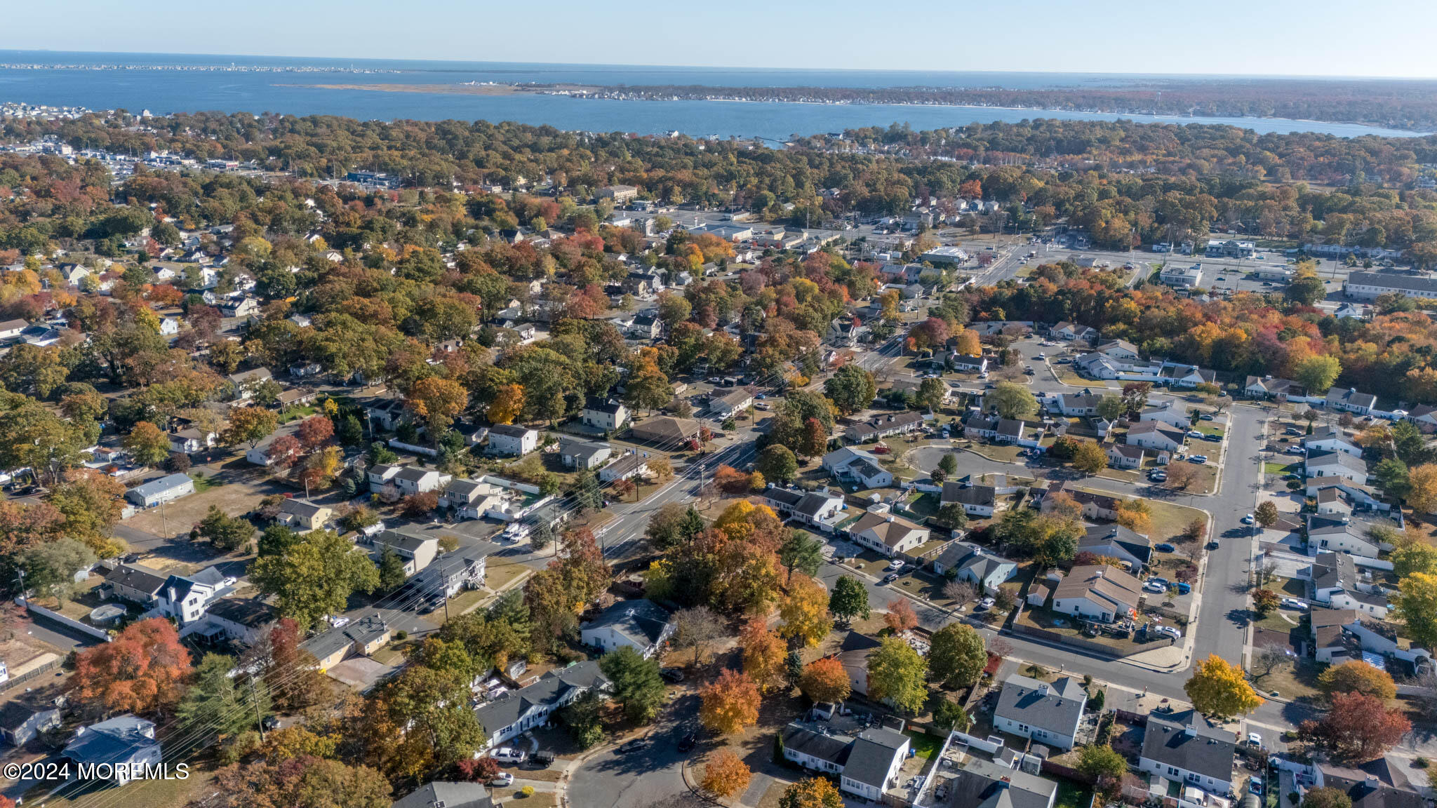 565 Innkeeper Lane Toms River, NJ 08753 - Photo 31 of 33 DJI_20241025151814_0497_D