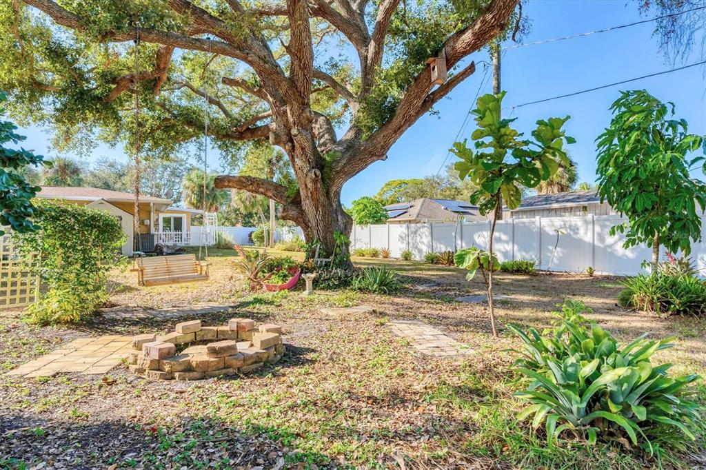 2745 Arrowhead Road Venice, FL 34293 - Photo 30 of 57