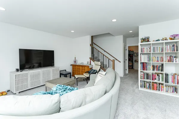 $742,000 | 1870 Hadley Hills Drive Northeast, Rochester, MN 55906