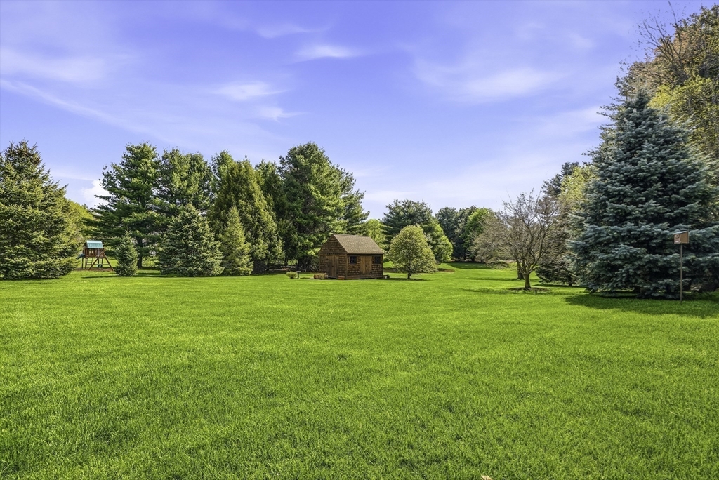 17 Alprilla Farm Road Hopkinton, MA 01748 - Photo 33 of 38 Gallery Image 33