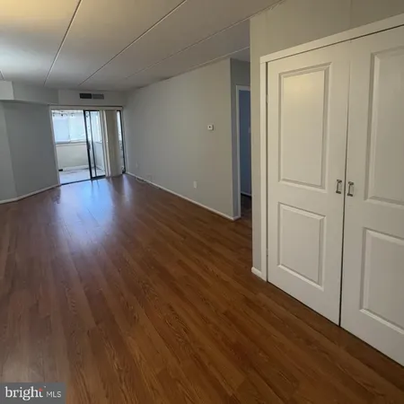 $1,800 | 2628-00 Welsh Road, Unit 111, Philadelphia, PA 19152