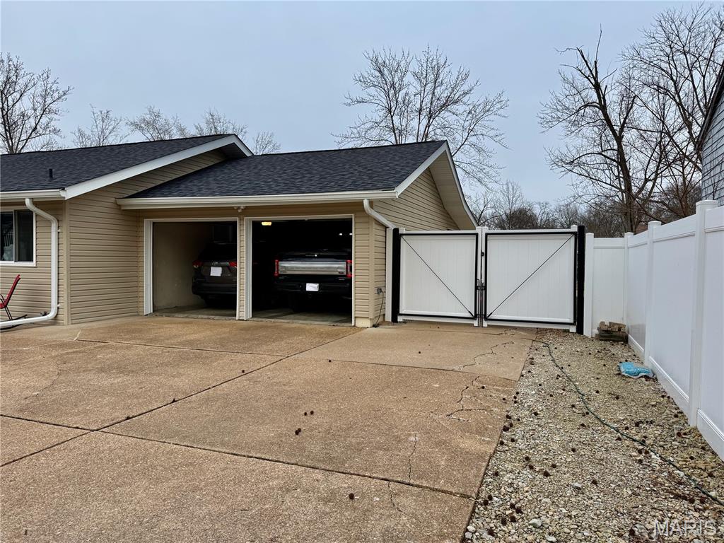 825 Dinard Drive Ballwin, MO 63021 - Photo 23 of 64