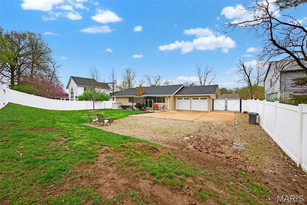 825 Dinard Drive Ballwin, MO 63021 - Photo 25 of 64