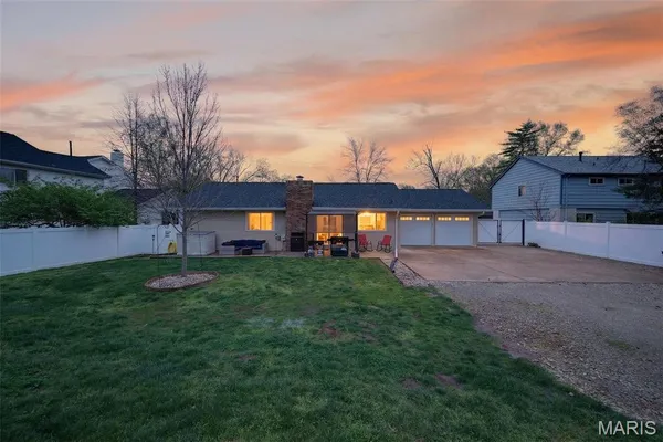 $425,000 | 825 Dinard Drive, Ballwin, MO 63021