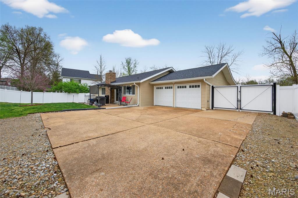 825 Dinard Drive Ballwin, MO 63021 - Photo 62 of 64