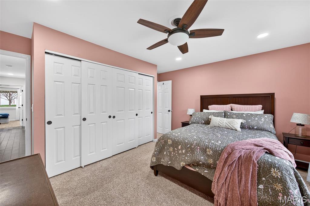 825 Dinard Drive Ballwin, MO 63021 - Photo 10 of 64