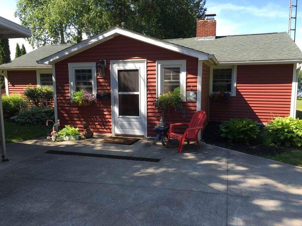 4772 Ridge Road Lake, MI 48632 - Photo 12 of 16 1857419-11.JPG