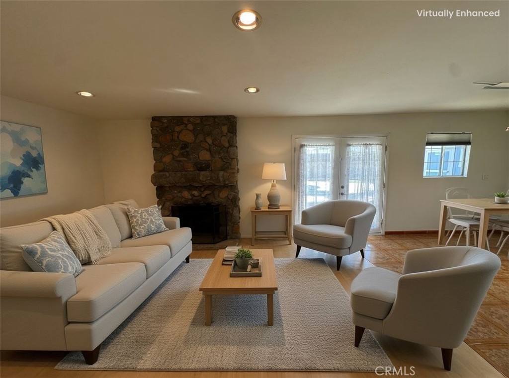 979 North Gardena Avenue Rialto, CA 92376 - Photo 7 of 32 Virtually Staged