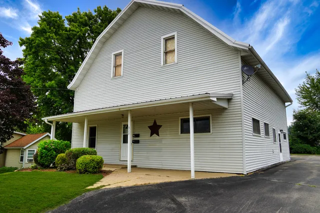 $225,000 | 313 North Main Street, Viroqua, WI 54665