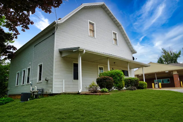 $225,000 | 313 North Main Street, Viroqua, WI 54665